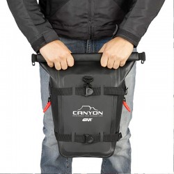 GIVI ΤΣΑΝΤΑ ΠΛΑΙΝΗ CANYON 8L